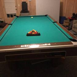 9ft Brunswick Pool Table